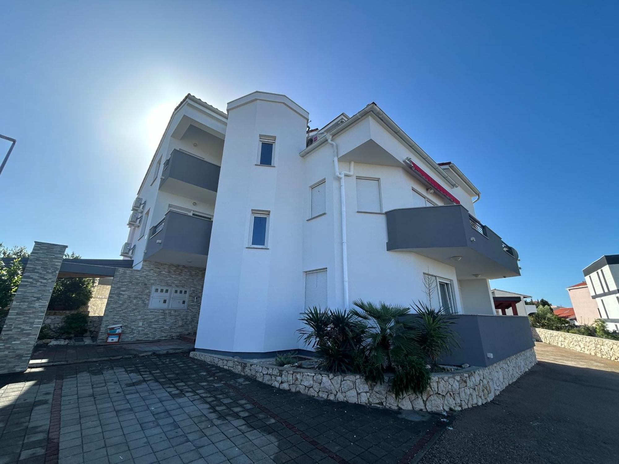 Apartment Karlo Новалья Экстерьер фото